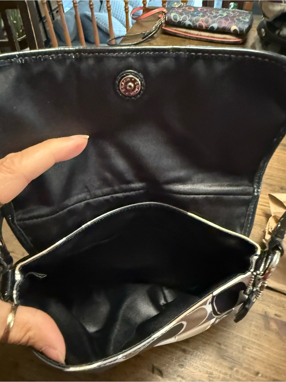 COACH MINI SCARF SHOULDER BAG - Picture 3 of 3